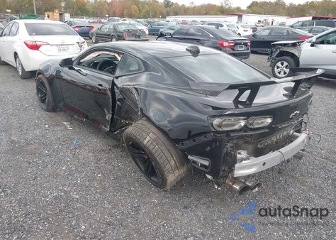 2021 Chevrolet Camaro Rwd Zl1 from USA, damaged, VIN 1G1FJ1R65M0104048